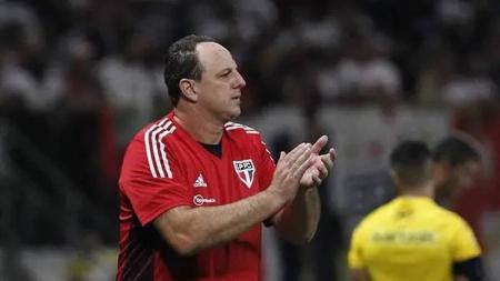 Rogério Ceni estava no São Paulo até abril de 2023