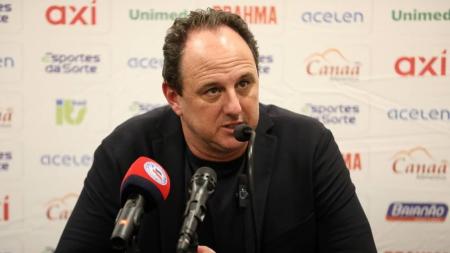 Rogério Ceni pede apoio do torcedor para jogo decisivo contra o São Paulo