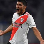 Vasco encaminha zagueiro paraguaio e corre atrás de novos nomes