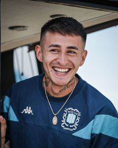 Gabriel Rojas, lateral-esquerdo titular do Racing, está à disposição para o jogo contra o Flamengo