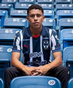 Rojas será emprestado pelo Monterrey ao Vasco até dezembro