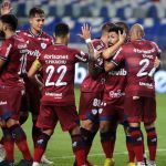 Romarinho comemora gol e chance de ser titular na vitória do Fortaleza