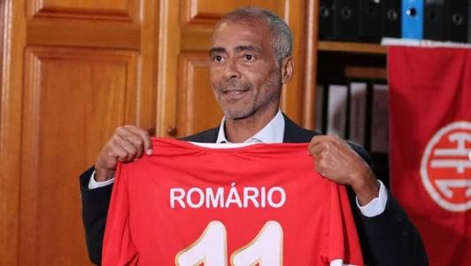 Romário é novo presidente do América-RJ