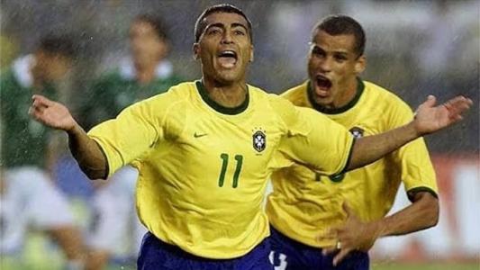 Romário (esq) e Rivaldo (dir) em jogo pela Seleção Brasileira