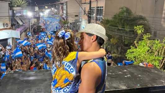 Romero em Congonhas para bloco de Carnaval do Cruzeiro