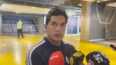 Lucas Romero é o capitão do Cruzeiro