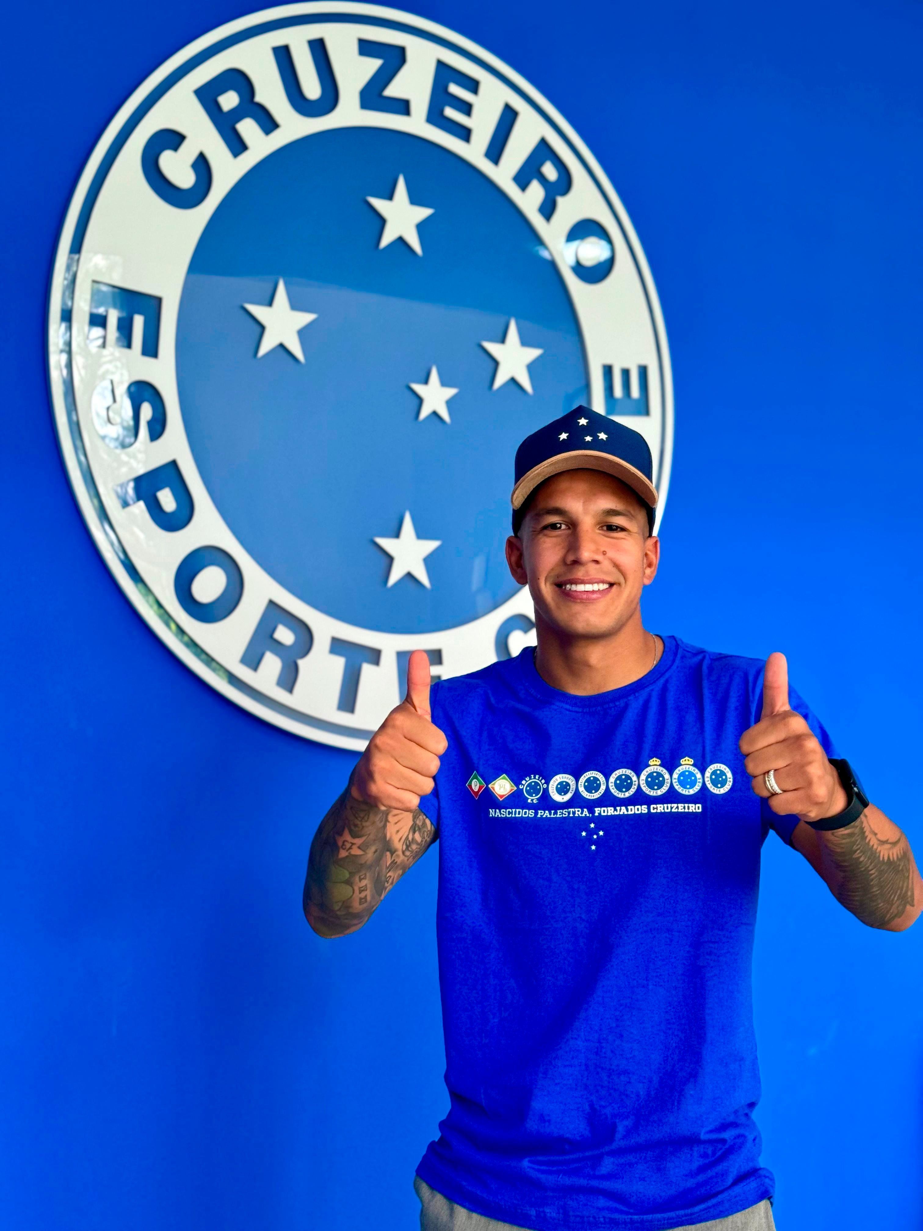 Romero revela bastidor de conversa com dirigente por retorno ao Cruzeiro