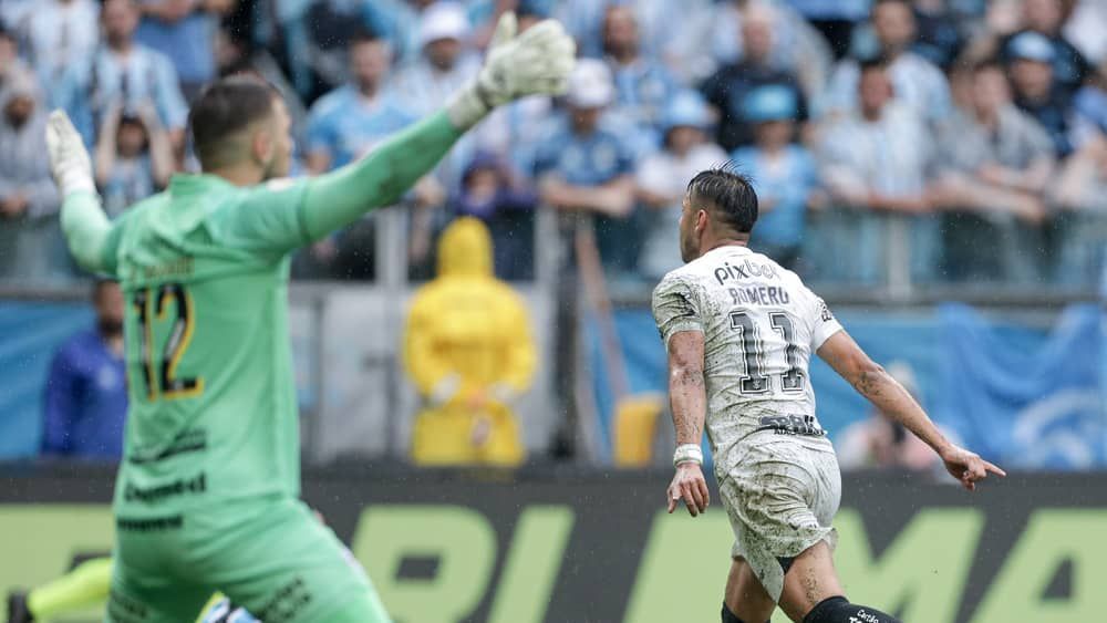 Entenda o trabalho de Mano Menezes para “retomada” de Romero no Corinthians