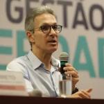 Zema faz quase 400 voos oficiais, aumentou o ritmo na campanha e incluiu Araxá na rota