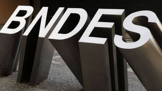 Romeu Zema espera 'bom senso' após governo federal anunciar financiamento do BNDES para outros países; parlamentares ficam divididos