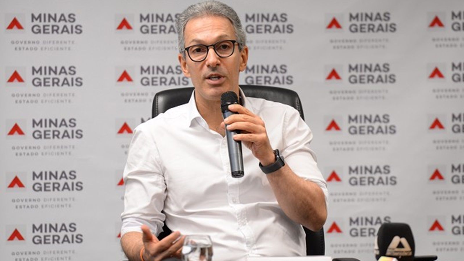 Zema desembarca em Brasília nesta terça para encontro com Haddad sobre dívida de Minas