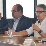 Zema sanciona reajuste de quase 300% no próprio salário