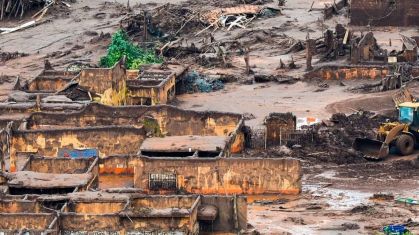 Rompimento da barragem de Fundão aconteceu em novembro de 2015