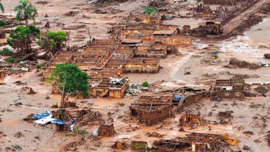 Rompimento da Barragem de Fundão, em Mariana