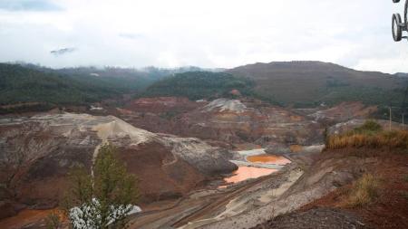 Rompimento da barragem de Fundão, em 2015, deixou marcas nos arredores de Mariana