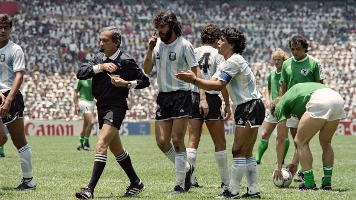 Morre Romualdo Arppi Filho, juiz da final da Copa do Mundo de 1986, aos 84 anos