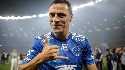 Rômulo acumulou duas passagens pelo Cruzeiro, e foi importante entre 2021 e 2022