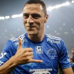 Quanto o Cruzeiro economizou com saída do volante Rômulo? Saiba detalhes