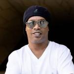 Ronaldinho publica foto com quatro mulheres no Dia dos Namorados: 'Eternos amores'