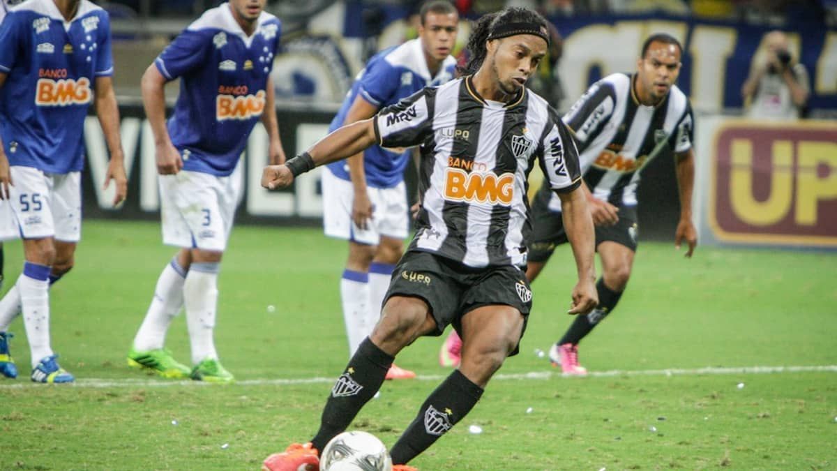 Ronaldinho Gaúcho na CPI? Ex-craque do Galo e do Barcelona pode ser ouvido nesta semana