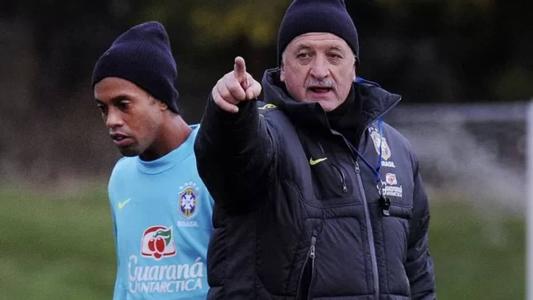Ronaldinho Gaúcho e Felipão na Seleção Brasileira