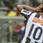 Atlético: Ronaldinho celebra 10 anos do primeiro título do 'Novo Mineirão'