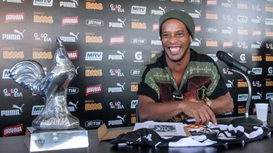 Ronaldinho jogou no Atlético entre 2012 e 2014
