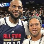 Ronaldinho parabeniza LeBron James por recorde de pontos na NBA: 'Vc é fo#@!'