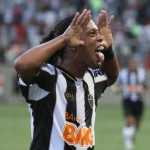Ídolo do Atlético, Ronaldinho Gaúcho posta vídeo relembrando os tempos de Galo: 'não esqueço o carinho'