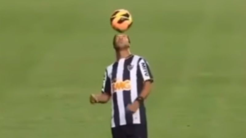 Perfil de Bob Marley publica vídeo de 'show' de ídolo do Atlético