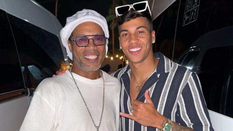 Kaio Jorge, do Cruzeiro, curte festa com Ronaldinho Gaúcho e astro do Real Madrid