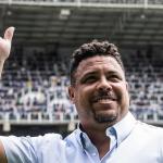 Rivaldo elogia gestão do amigo Ronaldo no Cruzeiro: 'Faz um bom trabalho'