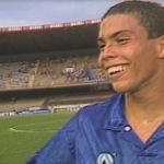Ronaldo brilha em goleada do Cruzeiro diante do Bahia em 1993; ouça a narração dos gols