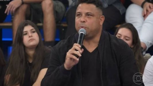 Ronaldo durante o programa Altas Horas, da TV Globo