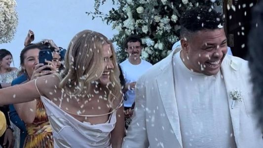 Ronaldo e Celina se casaram nesta segunda-feira (25)