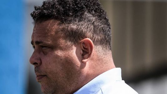 Ronaldo em treino do Cruzeiro, na Toca da Raposa 2, em Belo Horizonte