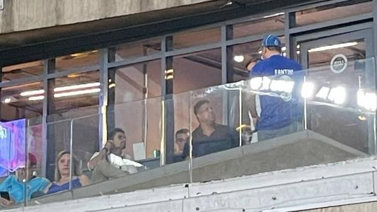 Ronaldo está em um dos camarotes do Mineirão para acompanhar Cruzeiro x Bragantino