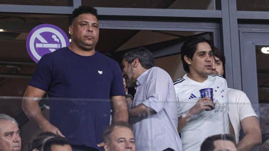 Ronaldo esteve no Mineirão e viu equipe ceder empate ao Corinthians no último lance