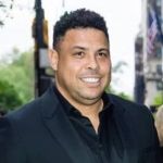 Ex-jogador relembra susto por valor de conta em balada com Ronaldo, gestor do Cruzeiro