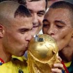 Penta em 2002, Família Scolari é eleita a melhor Seleção Brasileira da história