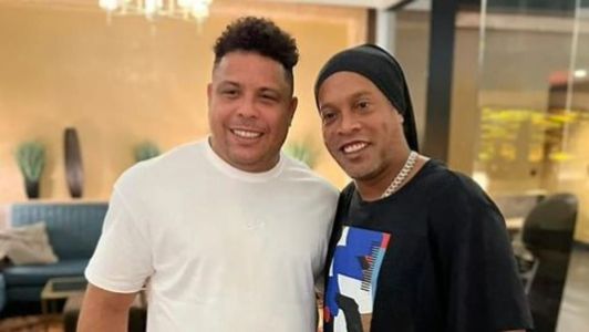 Ronaldo Fênomeno e Ronaldinho Gaúcho, campeões da Copa do Mundo de 2002