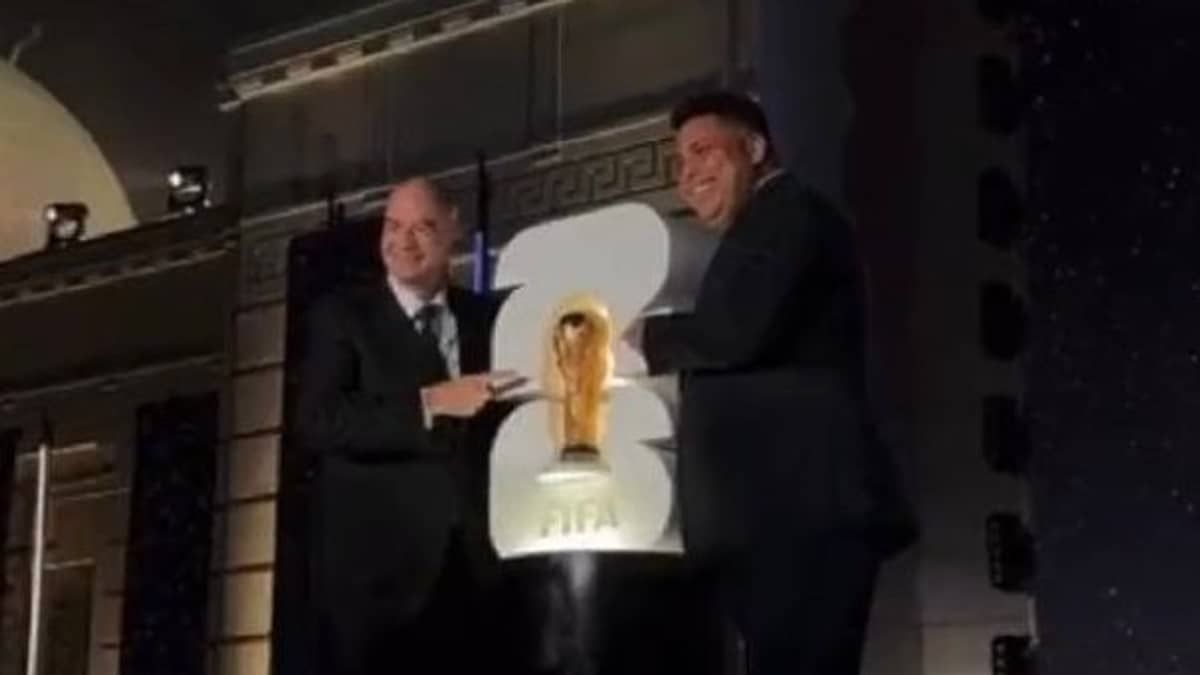 Ronaldo participa de lançamento da marca da Copa do Mundo de 2026; veja