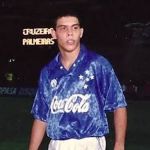 Ronaldo comemora 30 anos de sua estreia no Cruzeiro: 'história linda'