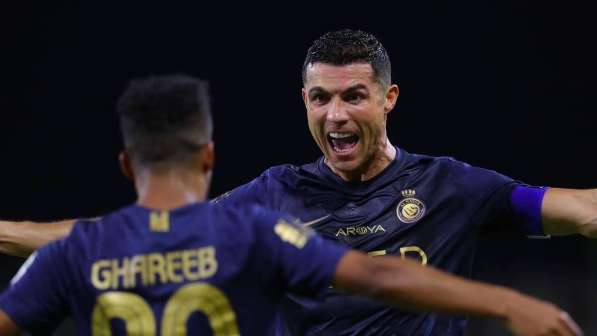 Róger Guedes brilha com gols e assistências no Catar; Ronaldo e Mané marcam no Saudita