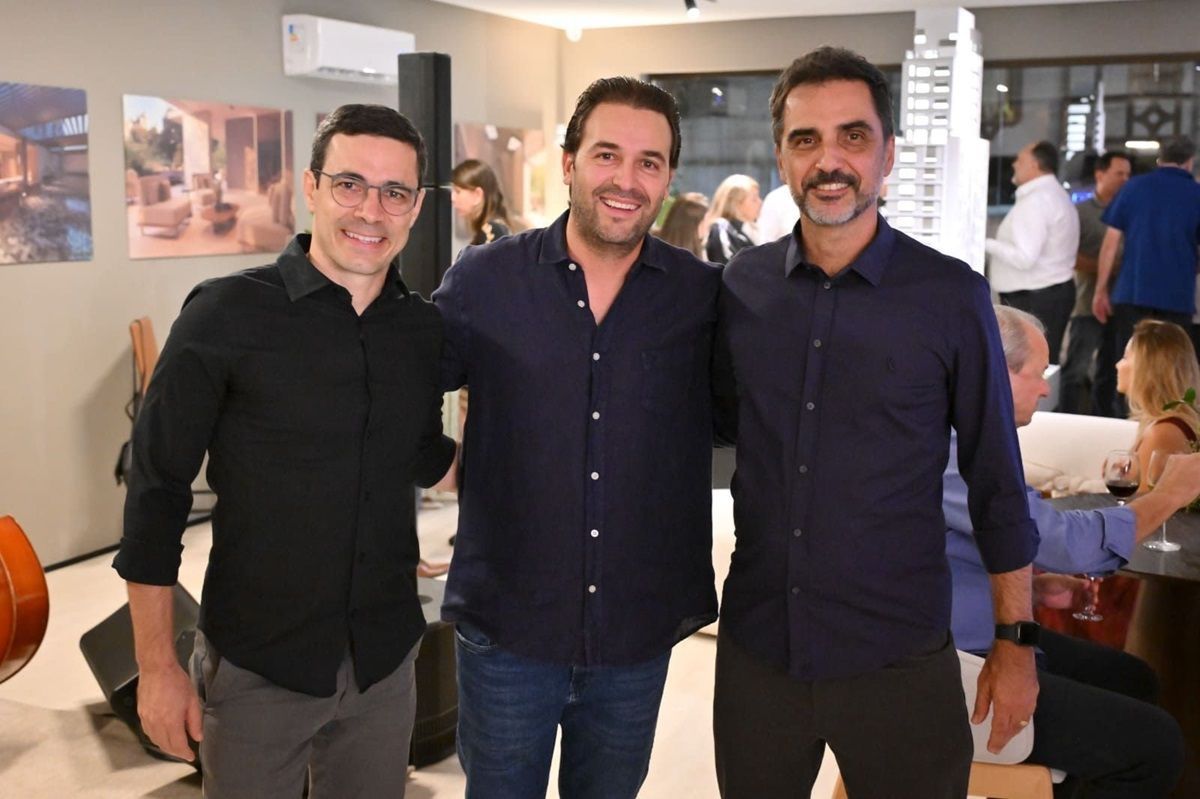 Somattos reúne convidados para lançamento do Casa Aleixo