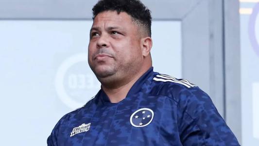 Ronaldo promete mais títulos para o Cruzeiro, mas ressalta dificuldade por questões financeiras