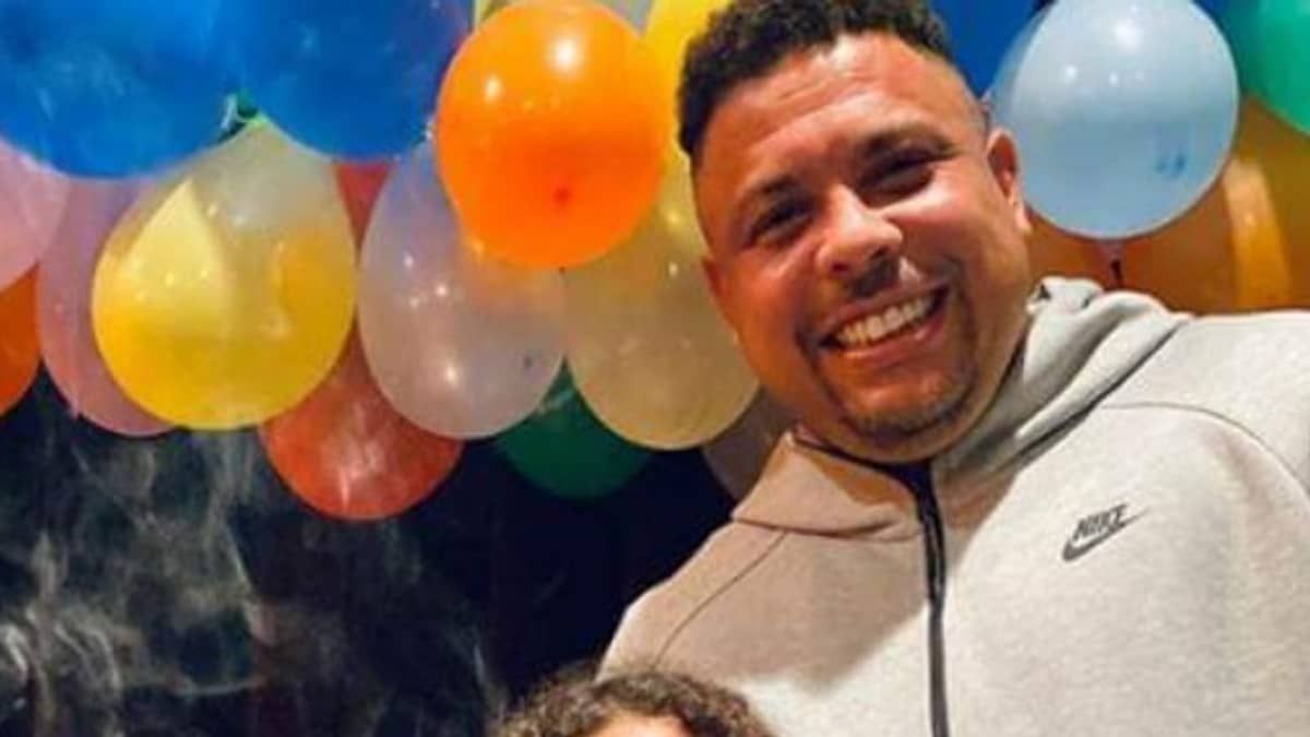 Ronaldo completa 47 anos com grandes desafios no Cruzeiro; Fenômeno quer vender o Valladolid
