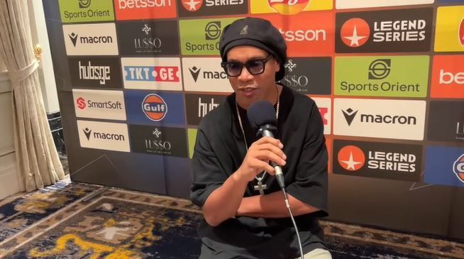 Ronaldinho Gaúcho revela expectativa por Ancelotti na Seleção Brasileira