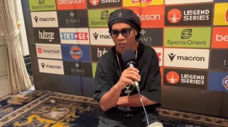 Ronaldinho Gaúcho durante entrevista ao jornal espanhol Marca