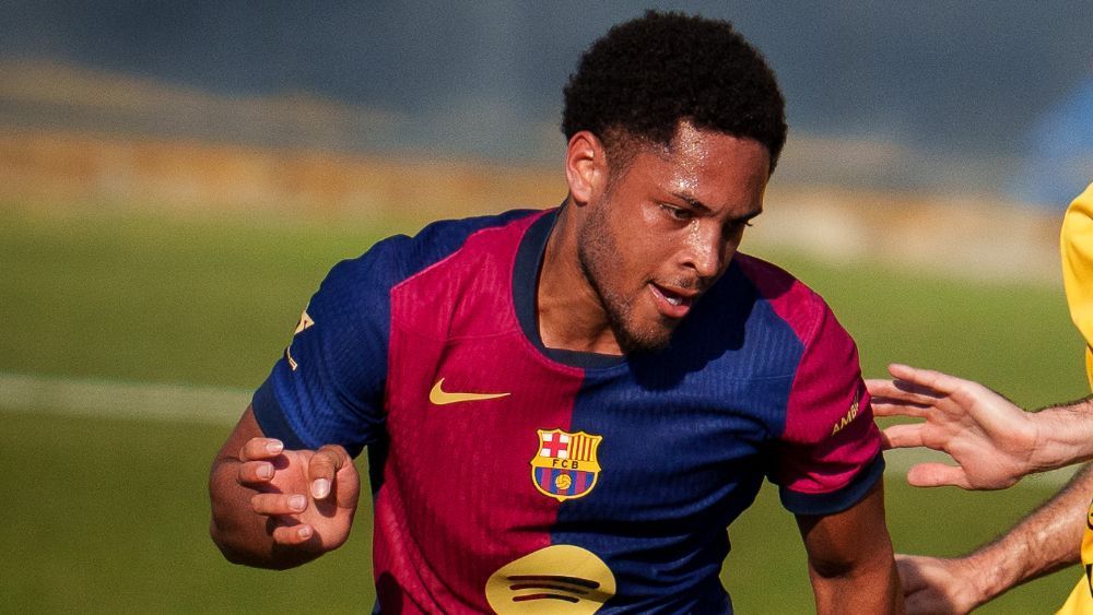 Time de Neymar mostra interesse pela contratação de Vitor Roque, diz jornalista